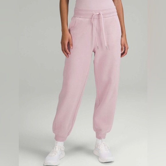 lululemon athletica Pants - Lululemon Scuba High-Rise Relaxed Jogger